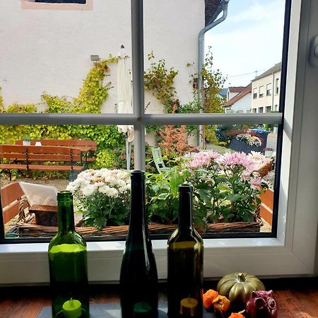Zur Alten Rebe Ferienhaus Und Weingut Konz Exterior foto
