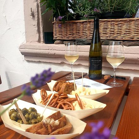 Zur Alten Rebe Ferienhaus Und Weingut Konz Exterior foto