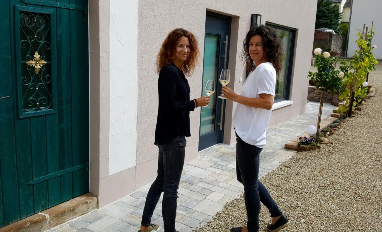 Zur Alten Rebe Ferienhaus Und Weingut Konz Exterior foto